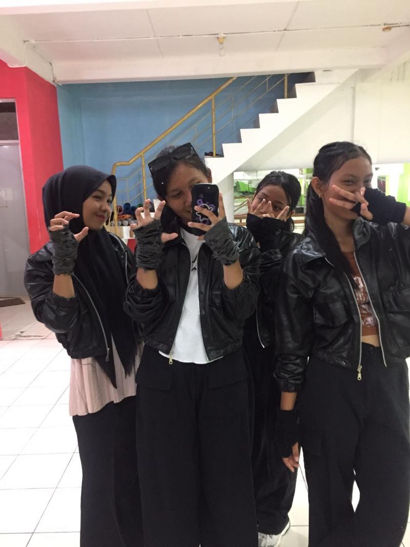 Poster Finalis